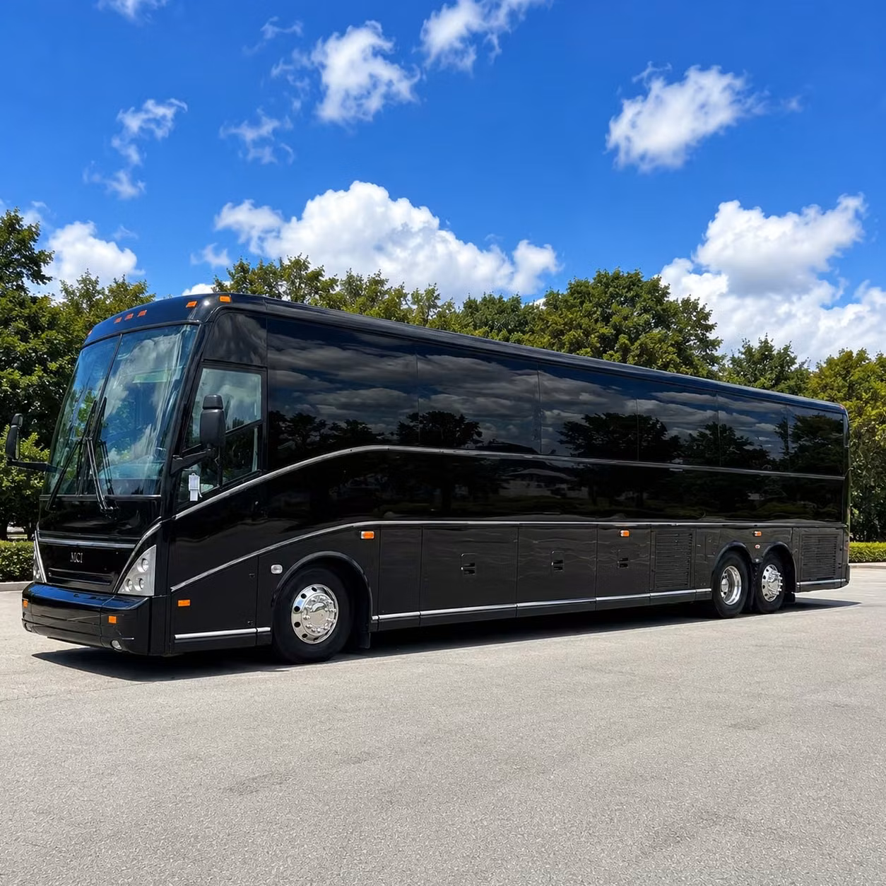 long distance corporate charter bus rentals from cambridge to anywhere in new england